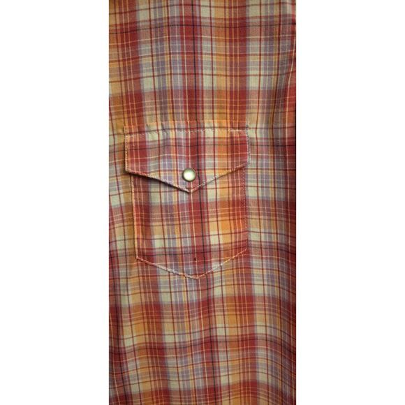 Wrangler Wrancher Large Western Shirt Pearl Snaps Pink Red Rodeo 4H Horse EUC - Picture 4 of 5